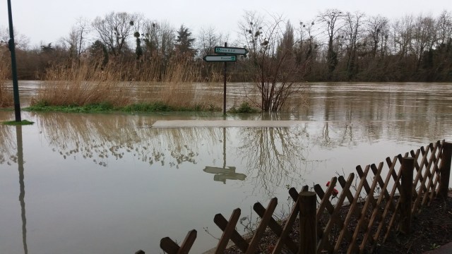 Piste cyclable ou voie fluviale ?