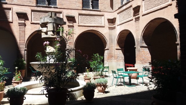 Petit cloître musée des Augustins