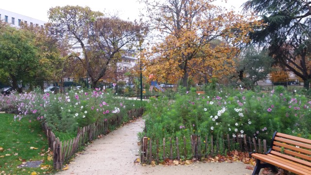 Square Rueil-Malmaison fleurs Novembre armistice